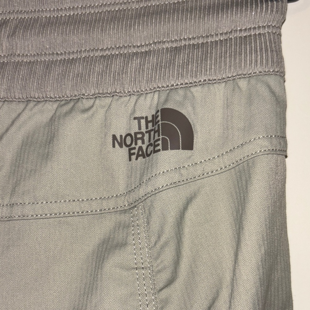 The North Face Aphrodite 2.0  Tan Capris S Studio Pants - Picture 8 of 9
